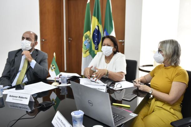 governadora-solicita-ao-ministro-da-saude-calendario-com-data-de-entrega-e-quantidade-de-vacinas