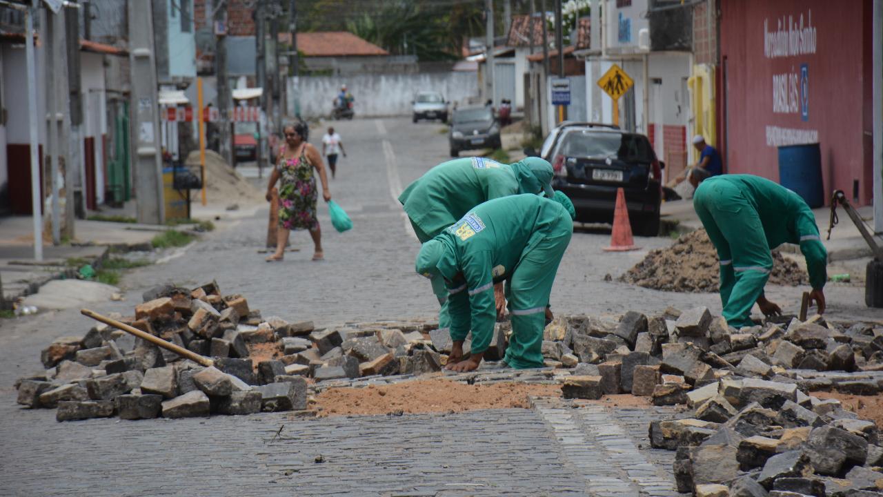 semop-segue-com-a-operacao-tapa-buraco-pelas-ruas-de-parnamirim