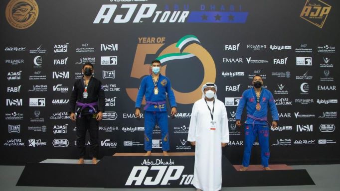 atleta-parnamirinense-conquista-primeiro-lugar-no-jiu-jitsu-em-dubai