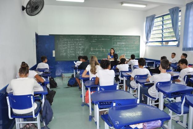 apos-decisao-do-stf-cooperativas-educacionais-sao-alternativas-inteligentes-para-contratacoes-temporarias