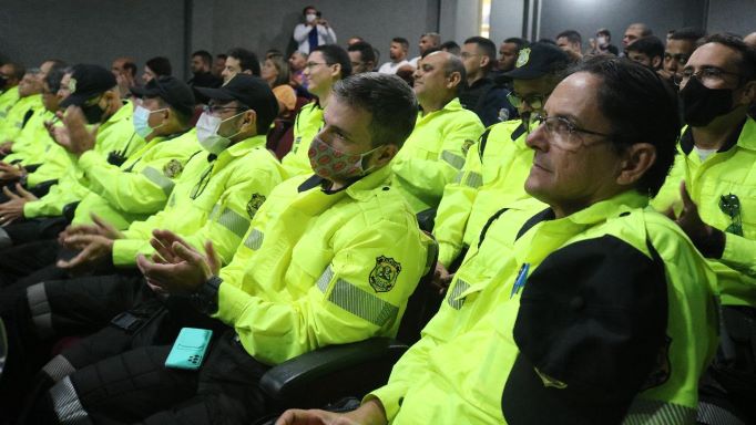 agentes-de-transito-sancionada-lei-que-cria-plano-de-cargos-da-categoria