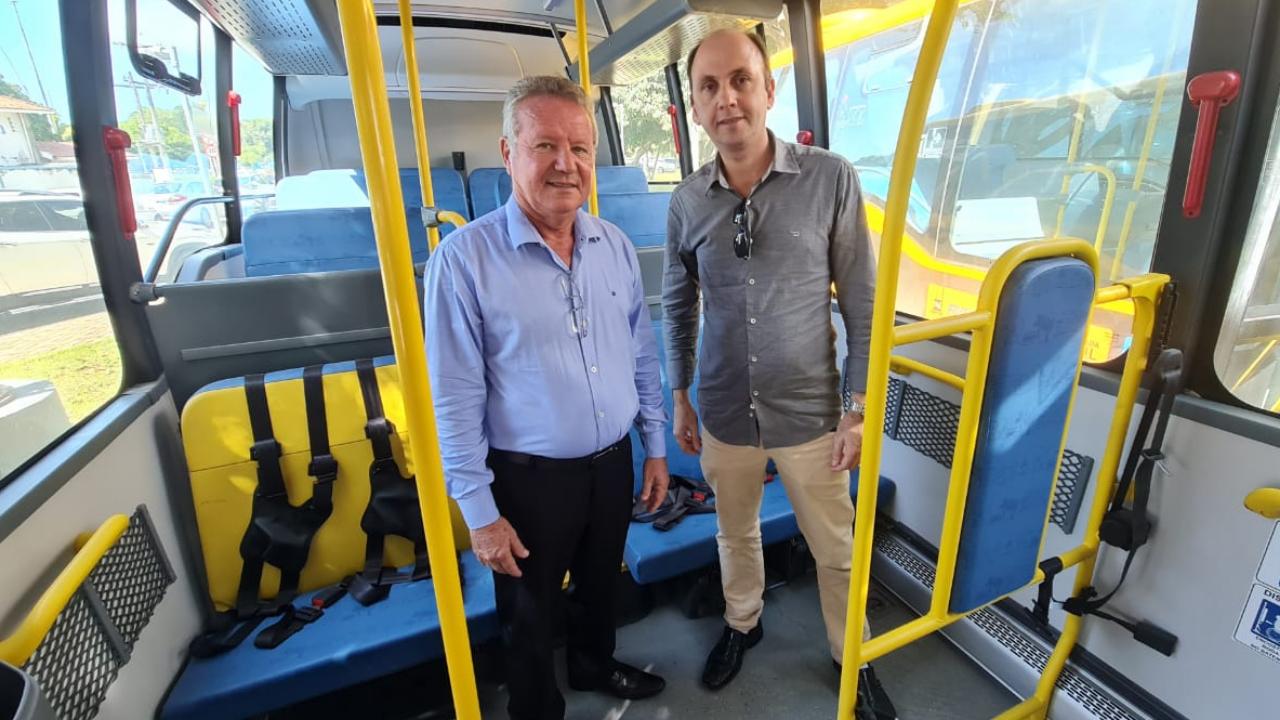 parnamirim-recebe-novo-onibus-escolar-para-transporte-de-alunos-da-rede-municipal