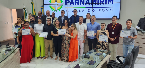 camara-municipal-homenageia-parceiros-das-atividades-realizadas-no-dia-d-do-agosto-lilas