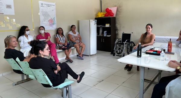 pacientes-do-grupo-de-saude-mental-da-ubs-liberdade-em-parnamirim-recebem-terapias-alternativas