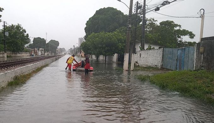 defesa-civil-municipal-trabalha-para-conter-impacto-das-chuvas-no-municipio