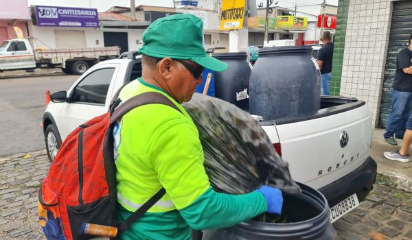 compostagem-selim-realiza-coleta-de-residuos-na-feira-de-santos-reis