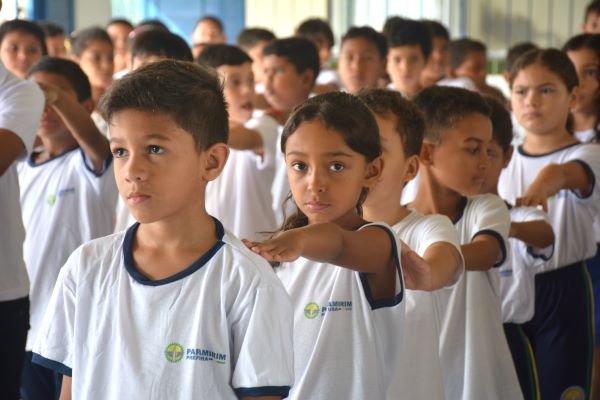 escola-manoel-vicente-de-paiva-realiza-cerimonia-em-alusao-a-implantacao-do-programa-de-escolas-civico-militares