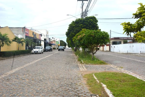 prefeito-assina-ordem-de-servico-para-inicio-de-obras-de-asfalto-em-varios-bairros-de-parnamirim